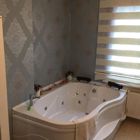 Heaven Hill Butik 阿瓦