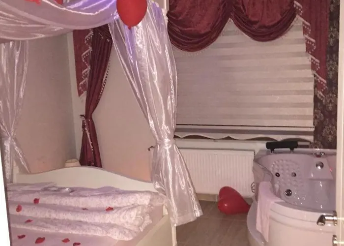 Heaven Hill Butik מלון אגווה